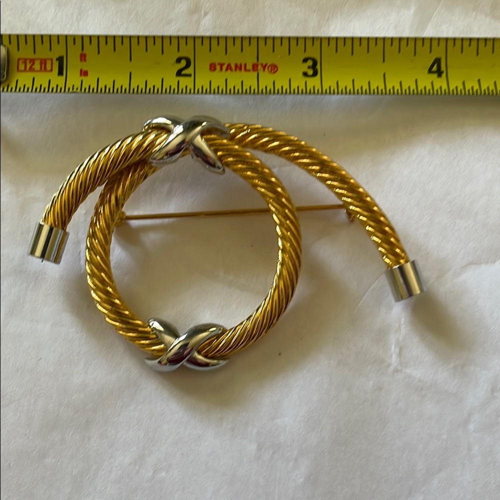 Stanley Gold and Silver Brooch with Twisted Design